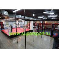 Ринг на помосте с боевой зоной 5 x 5 м.