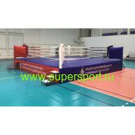 Ринг на помосте с боевой зоной 6 x 6 м.